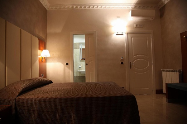 B&B Federica's House In Rome image 1